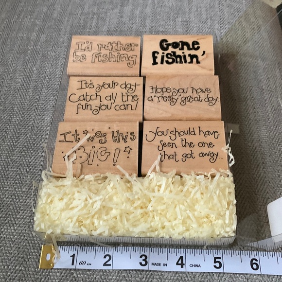 Fishin For Fun S372 stamp set - Picture 1 of 7